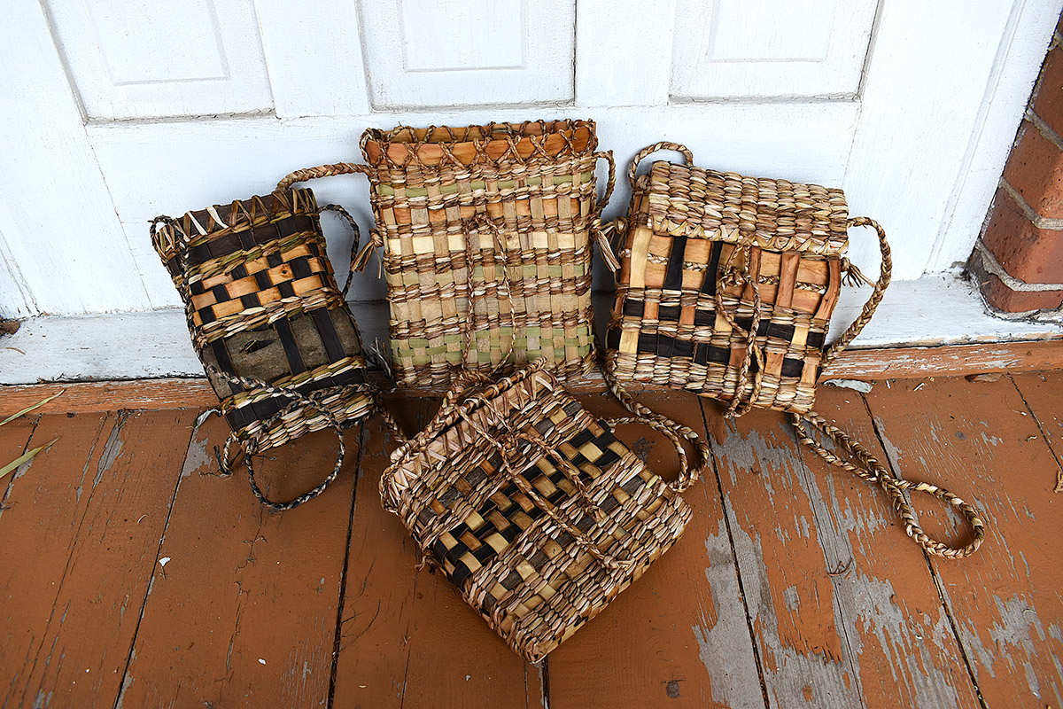 Woven Natural Fibre bags 3